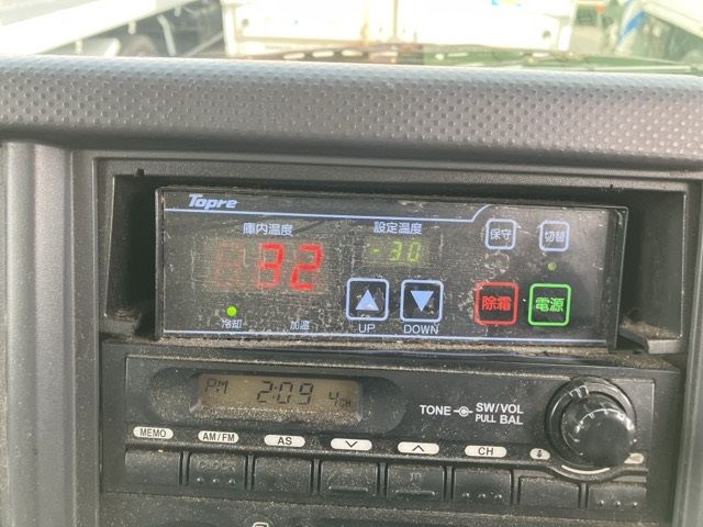 2010 Isuzu Elf Reizo Reito auction photo 20