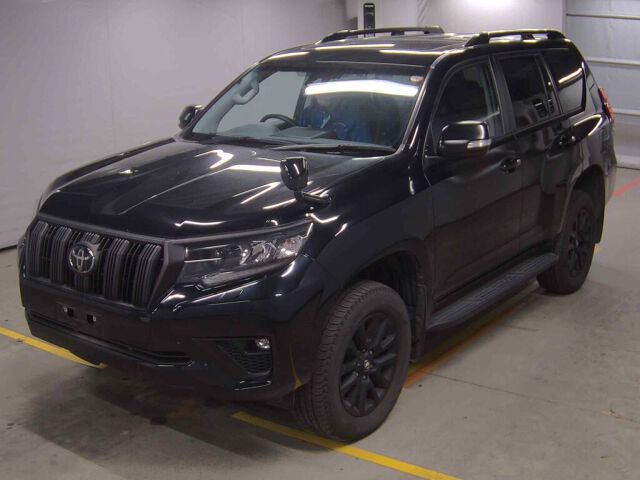 2023 Toyota Land Cruiser Prado TX L-PマットブラE 4WD auction photo 4