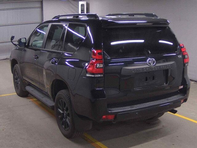 2023 Toyota Land Cruiser Prado TX L-PマットブラE 4WD auction photo 2