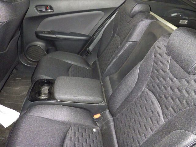 2017 Toyota Prius PHEV Sセーフティプラス auction photo 6