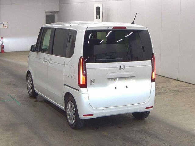 2026 Honda N-BOX Base grade auction photo 2