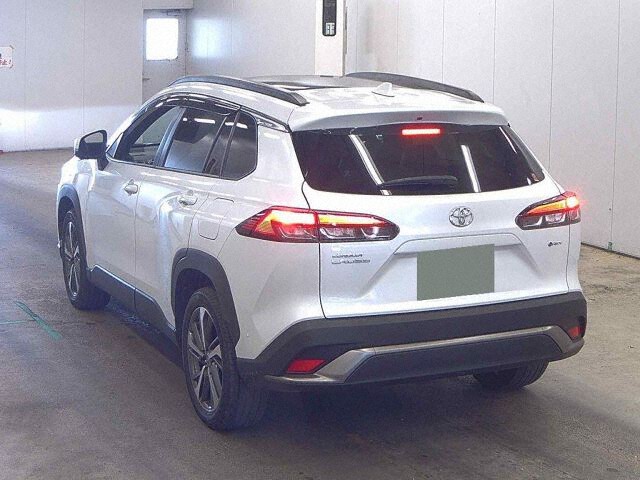 2024 Toyota Corolla Cross ハイブリッドZ 4WD auction photo 2