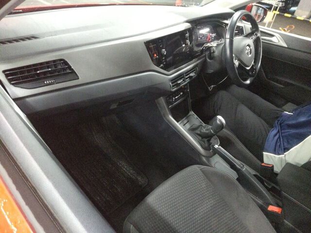 2018 Volkswagen ポロ TSI Comfortline auction photo 3