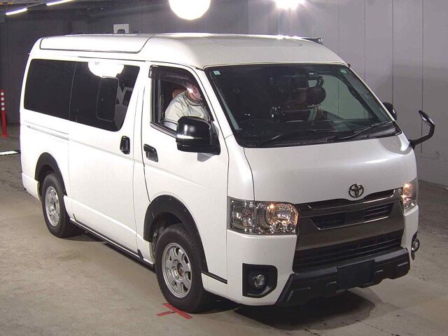 Japan Auction Vehicles 8 2022 Toyota Hiace L Super GL Dark 2 4WD auction photo