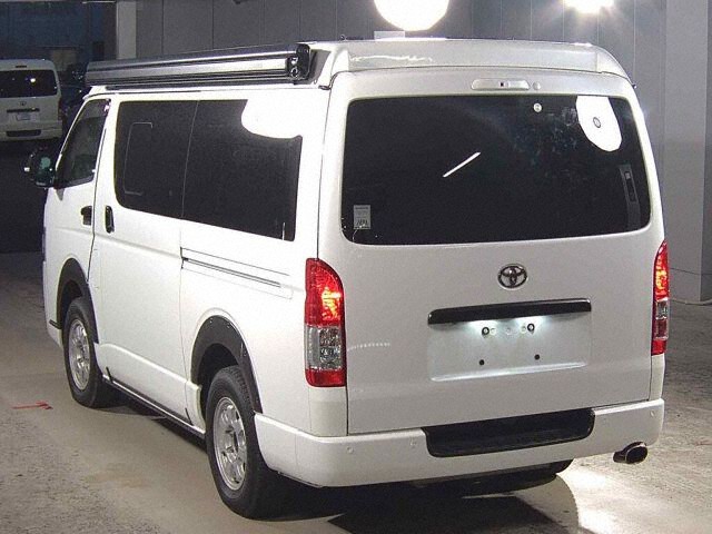 2022 Toyota Hiace L Super GL Dark 2 4WD auction photo 2