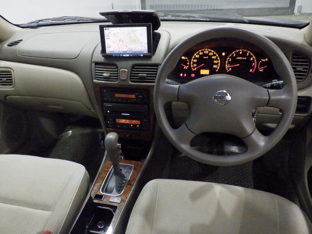 2005 Nissan ブルーバードシルフィ 18Vi auction photo 3