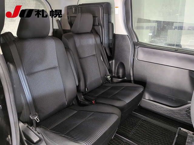 2015 Toyota Voxy 4WD ZSキラメキ auction photo 7
