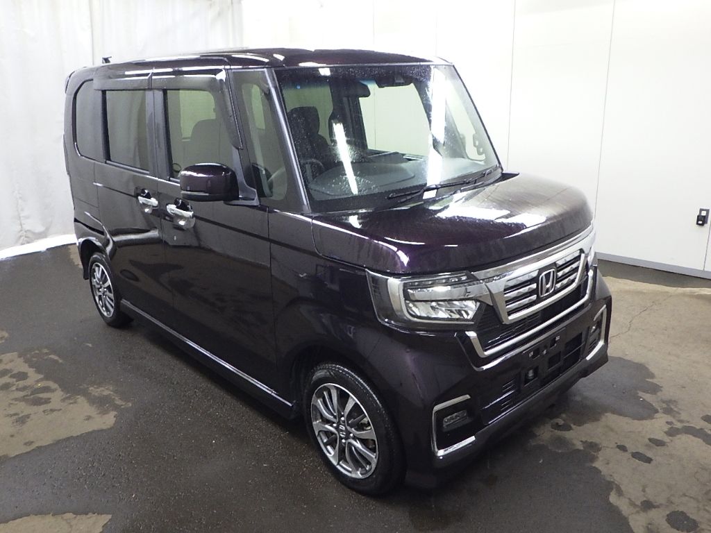 2022 Honda N-BOX 4WD Custom L Japan auction vehicle