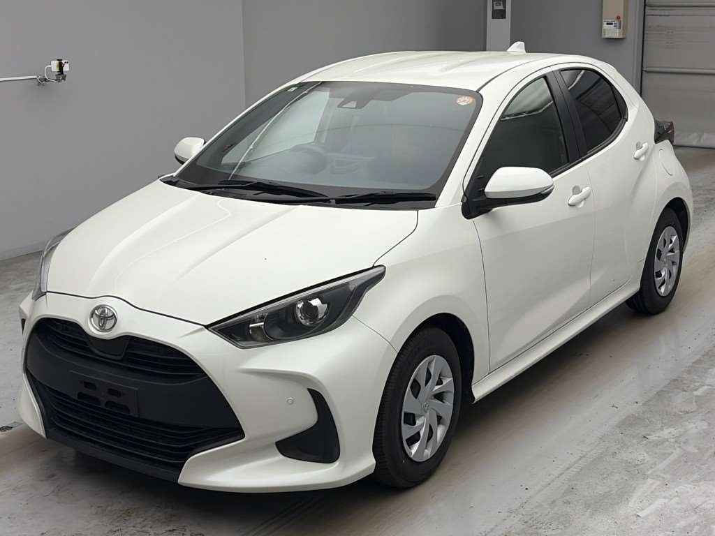 2021 Toyota Yaris X Japan auction vehicle