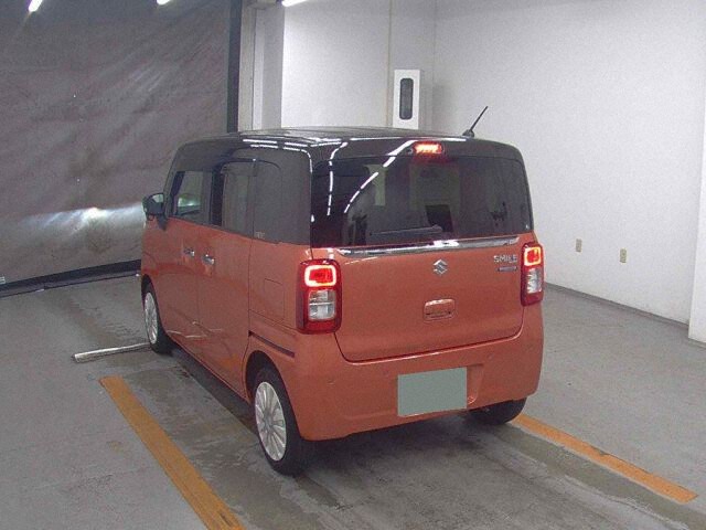 2021 Suzuki ワゴンRスマイル Hybrid X auction photo 2