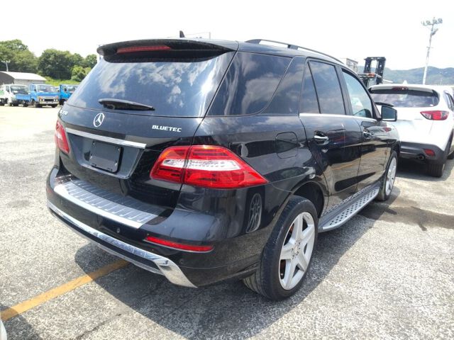 2014 Mercedes-Benz Mクラス ML350B Tech 4MAMG 4WD auction photo 5