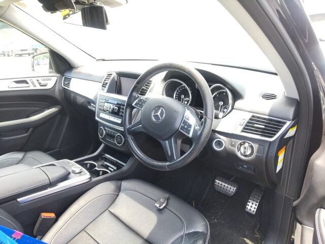 2014 Mercedes-Benz Mクラス ML350B Tech 4MAMG 4WD auction photo 3
