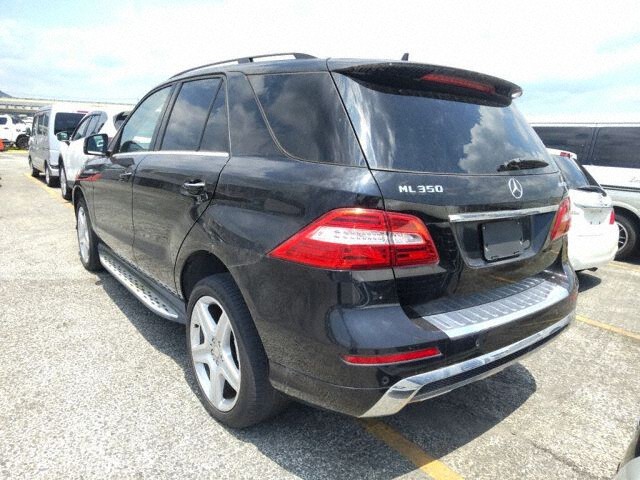 2014 Mercedes-Benz Mクラス ML350B Tech 4MAMG 4WD auction photo 2