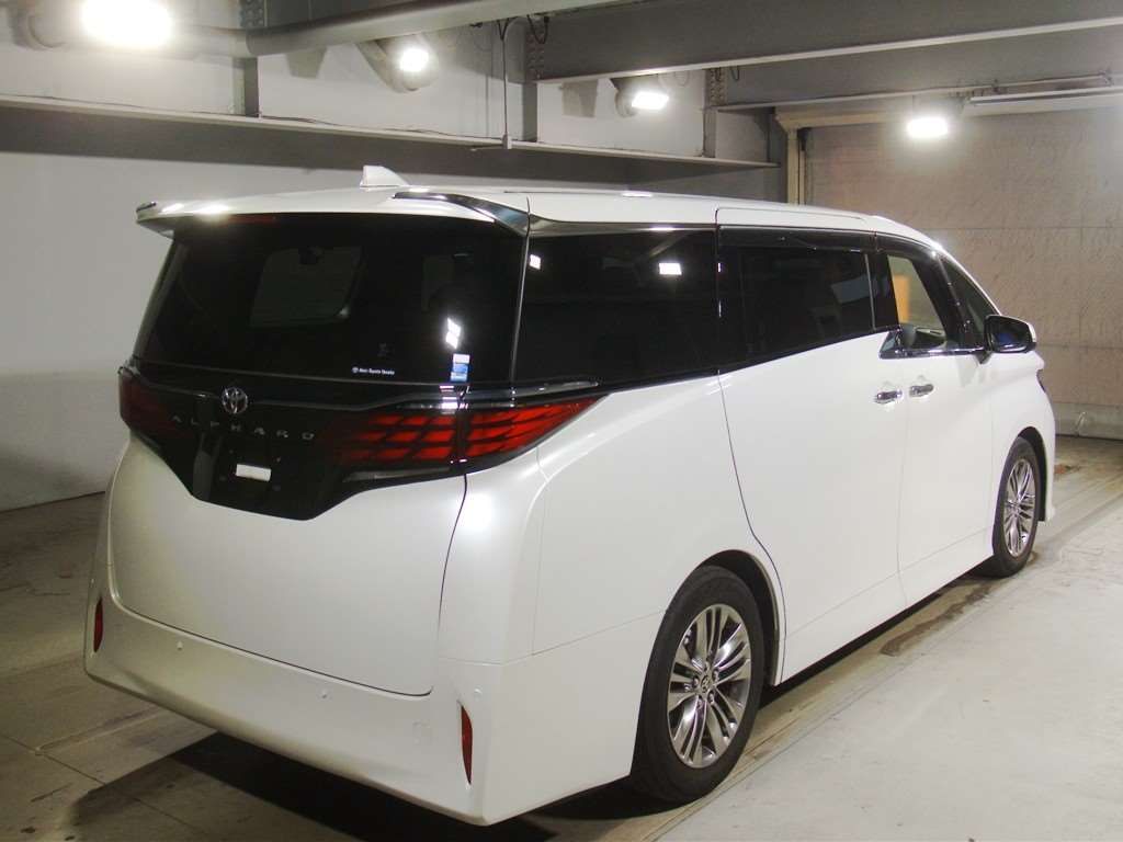 2023 Toyota Alphard Z auction photo 2