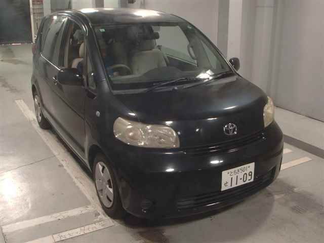 Japan Auction Vehicles 12 2009 Toyota Porte 130i auction photo