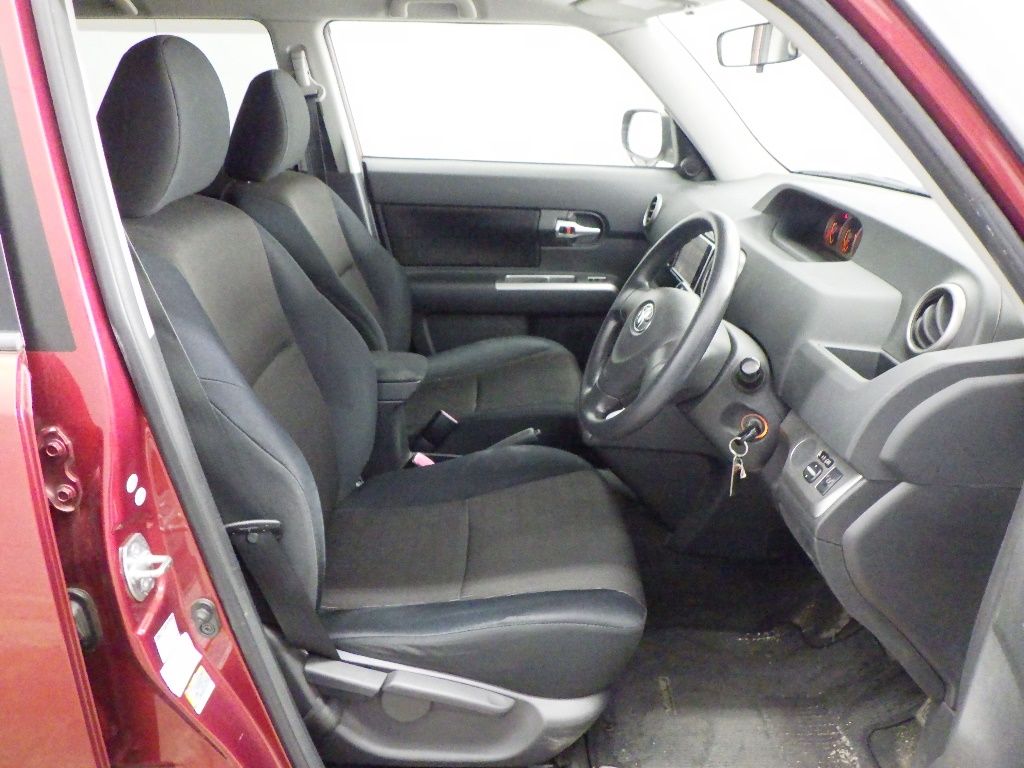 2010 Toyota Corolla Rumion 1.5G auction photo 6
