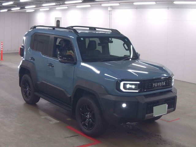 Japan Auction Vehicles 8 2026 Toyota ランドクルーザーFJ VX 4WD auction photo