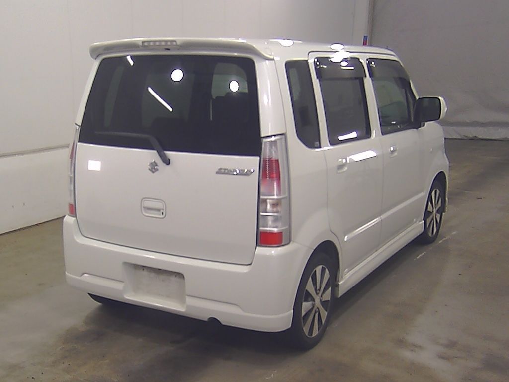 2007 Suzuki Wagon R スティングレーT auction photo 2