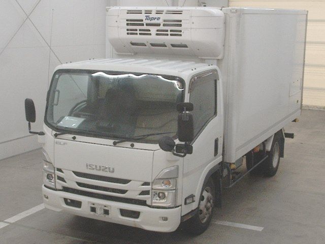 Japan Auction Vehicles 10 2021 Isuzu Elf Refrigerated and frozen trucks auction photo