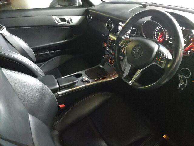 2013 Mercedes-Benz SLK SLK200ブルエトレ auction photo 3