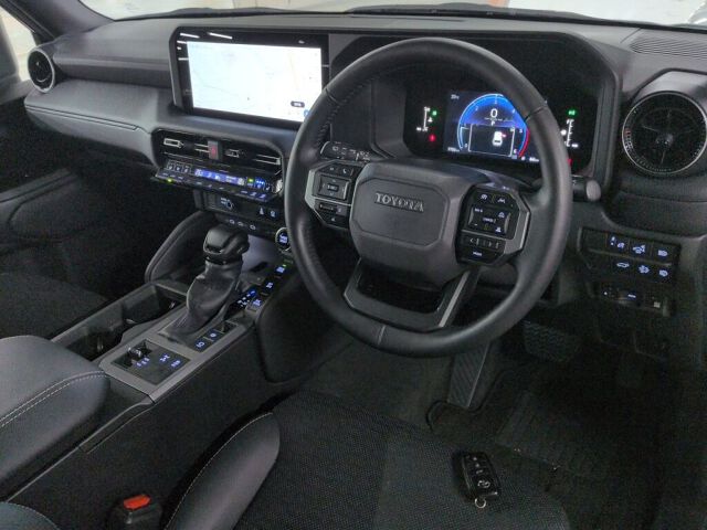 2025 Toyota Land Cruiser 250 VX 4WD auction photo 3