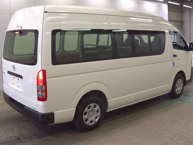 2026 Toyota Hiace スーパーロングDX auction photo 5