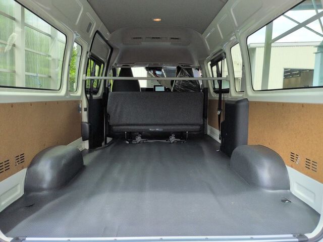 2026 Toyota Hiace スーパーロングDX auction photo 6