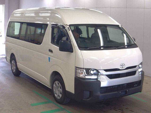 Japan Auction Vehicles 8 2026 Toyota Hiace スーパーロングDX auction photo