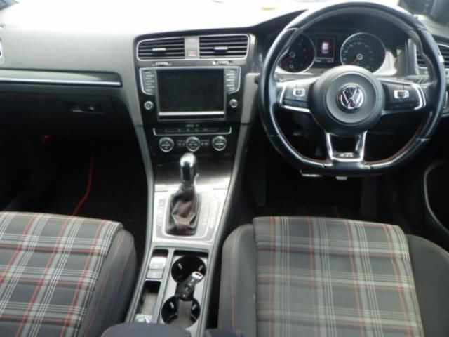 2014 Volkswagen ゴルフGTI ベースグレード auction photo 3