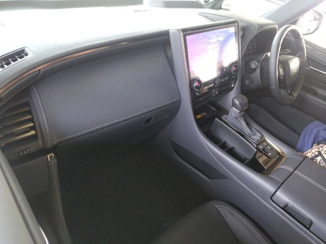 2025 Toyota Alphard Z auction photo 3