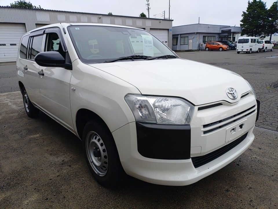 2023 Toyota Probox auction photo 4