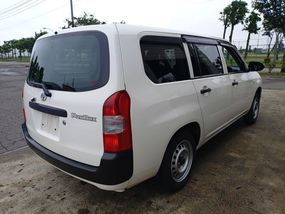2023 Toyota Probox auction photo 2