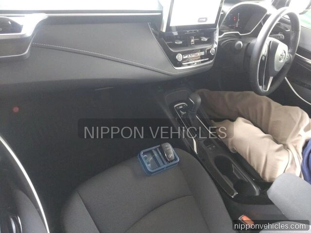 2026 Toyota Corolla Touring ハイブリッドG auction photo 3