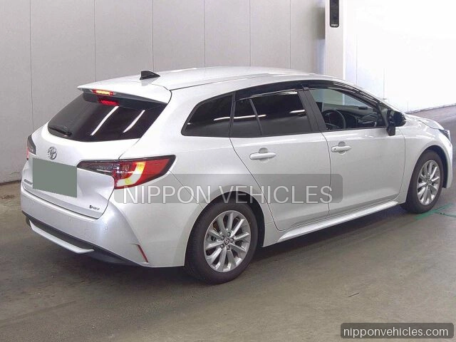 2026 Toyota Corolla Touring ハイブリッドG auction photo 5