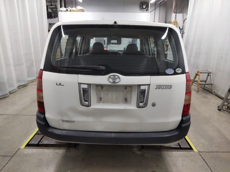 2004 Toyota Succeed auction photo 5
