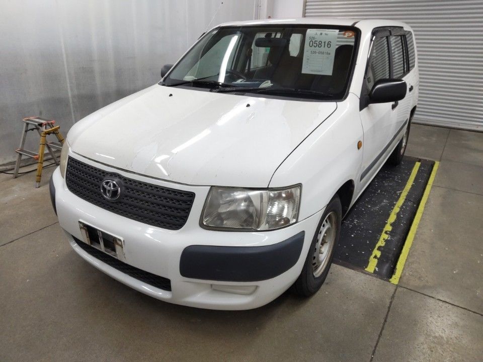 Japan Auction Vehicles 34 2004 Toyota Succeed auction photo