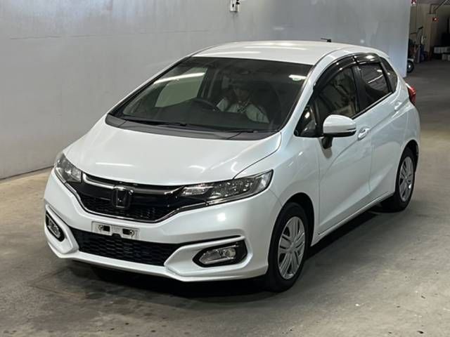 Japan Auction Vehicles 7 2019 Honda Fit 13G-L Honda Sensing auction photo