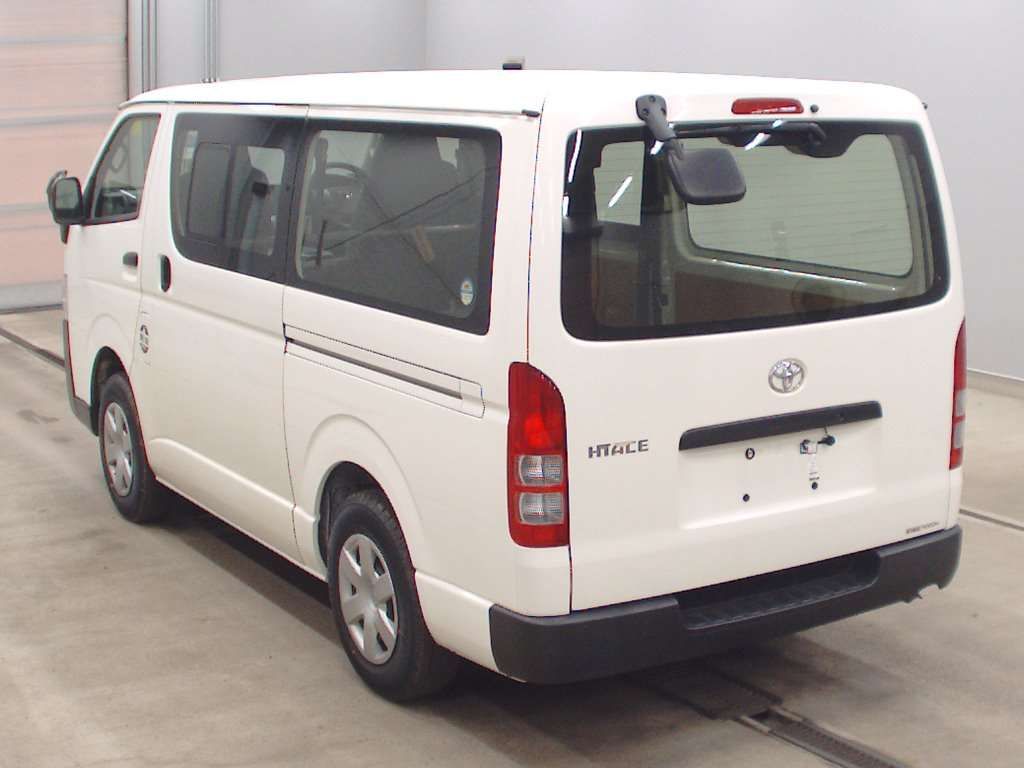 2022 Toyota Hiace ロングDX 4WD auction photo 6