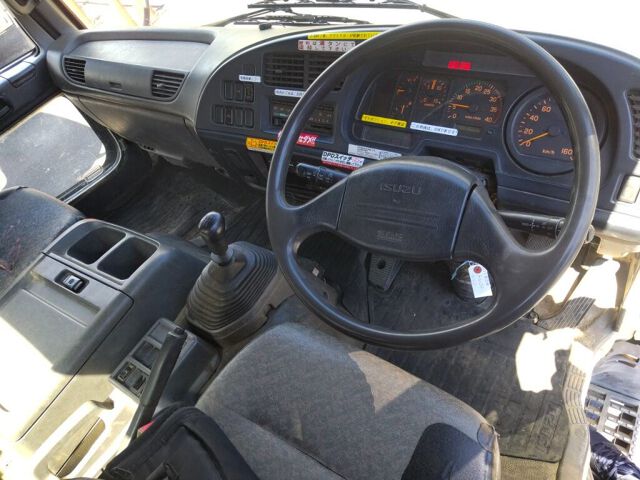 2006 Isuzu Forward auction photo 6