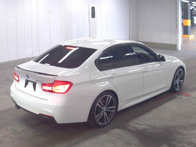 2017 BMW 3 Series 320D M Sport auction photo 5