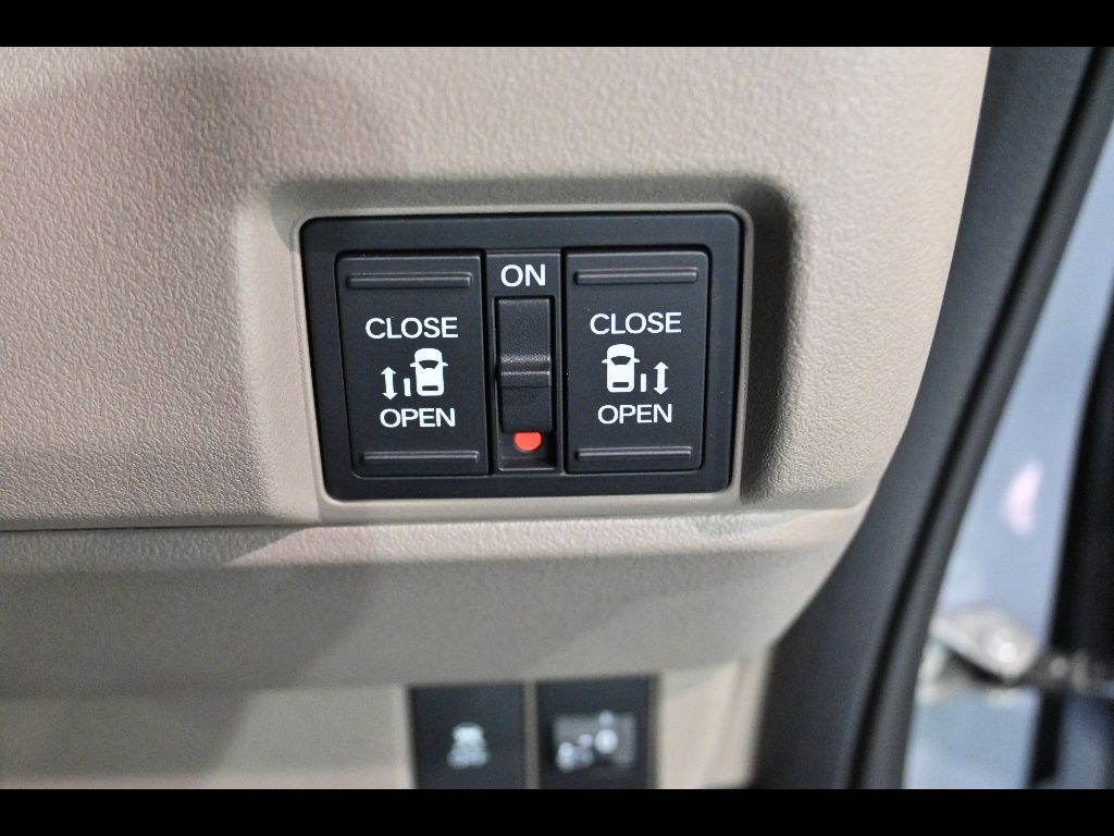 2025 Honda N-BOX ジョイターボ auction photo 10