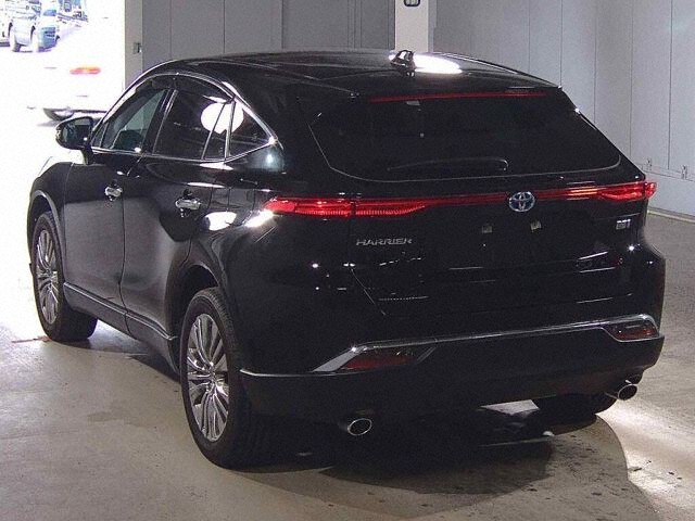 2023 Toyota Harrier Z auction photo 2