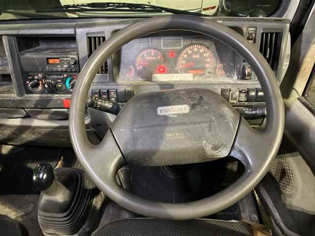 2014 Isuzu Elf ヒラボディ 2t ゼンテイショウ auction photo 3
