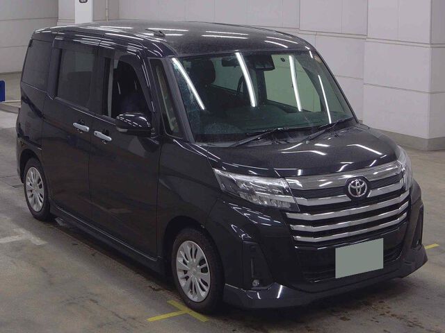 Japan Auction Vehicles 8 2022 Toyota Roomy カスタムG 4WD auction photo