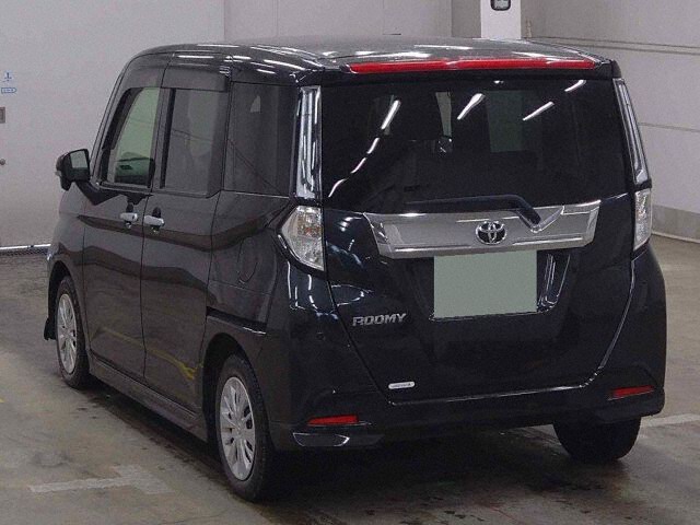 2022 Toyota Roomy カスタムG 4WD auction photo 2
