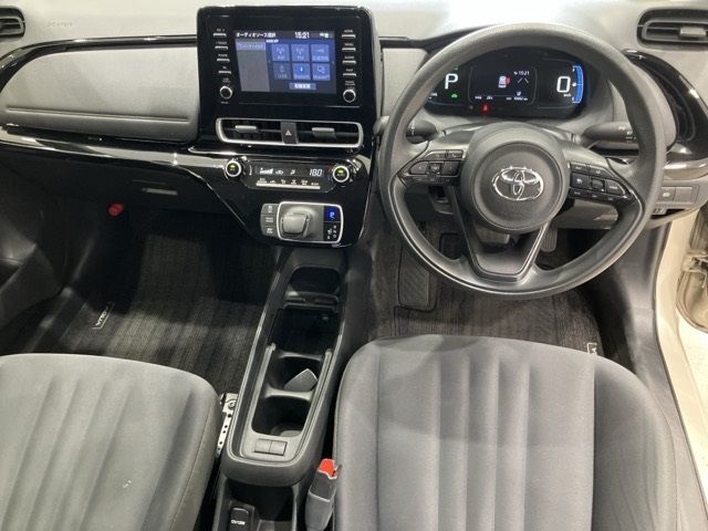 2022 Toyota Aqua X auction photo 4