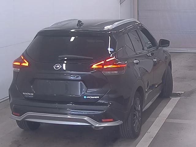 2021 Nissan Kicks AUTECH auction photo 4