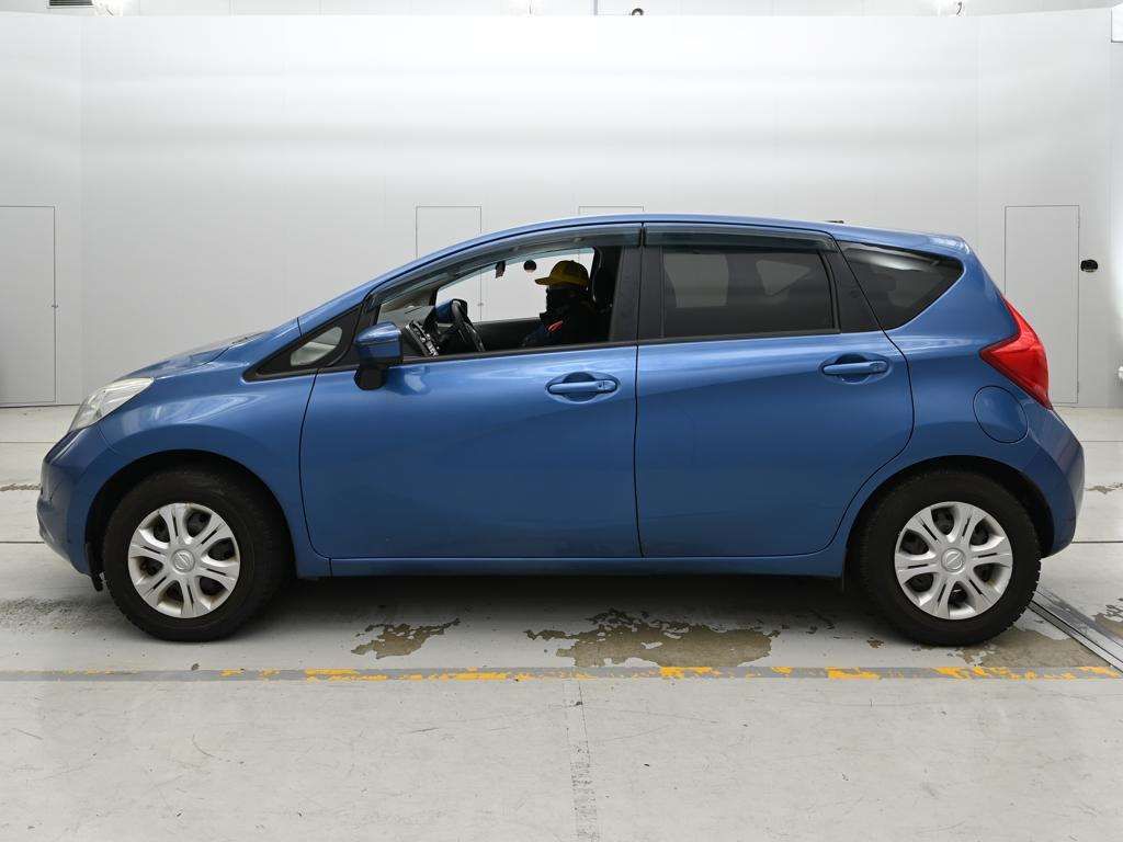 2015 Nissan Note X DIG-S Vセレ+セーフティ auction photo 4