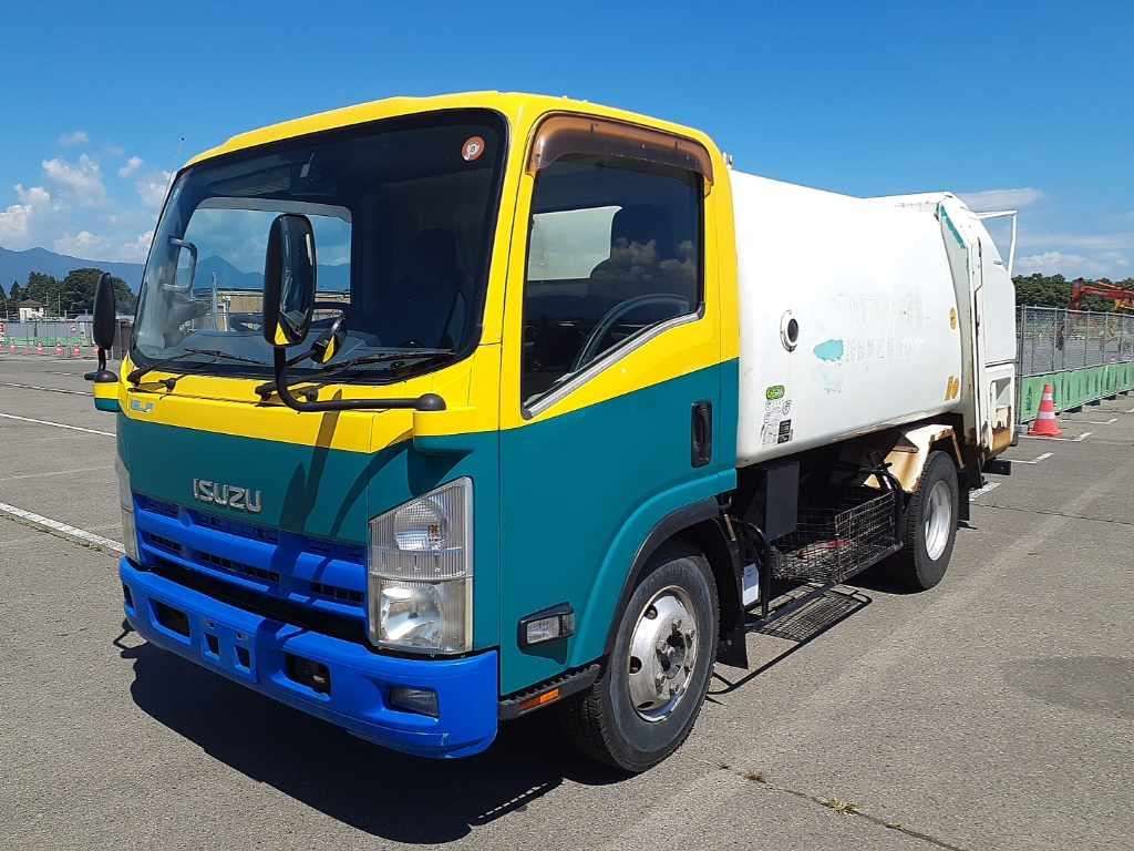 Japan Auction Vehicles 13 2012 Isuzu Elf auction photo