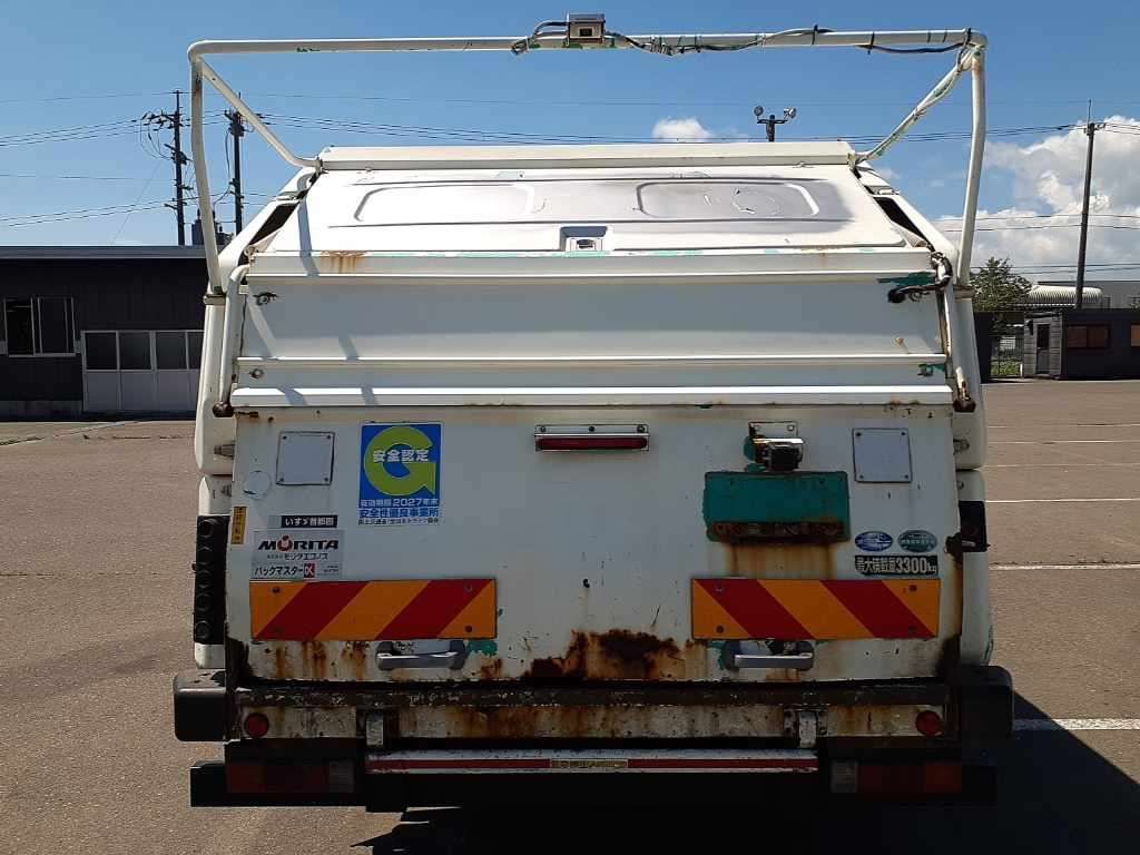 2012 Isuzu Elf auction photo 9